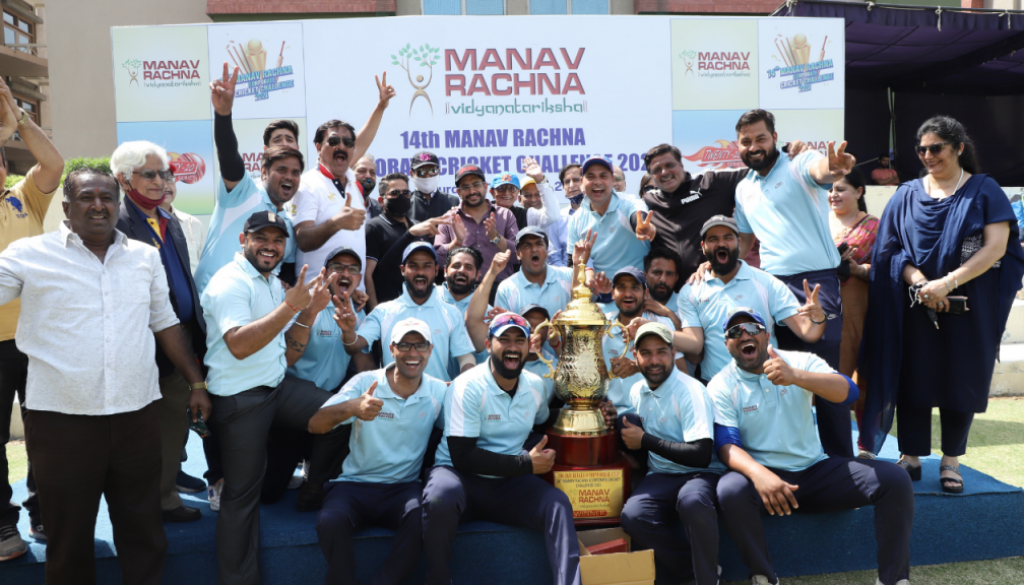 Team Manav Rachna lifts the Champions Trophy