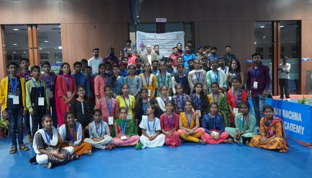 Manav Rachna hosts students from Telangana as Receiver Nodal Centre for Ek BharatShreshtha Bharat ( AKAM – EBSB ) Initiative by AICTE and Ministry of Education